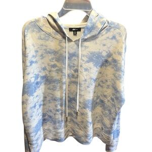 Women's Blue Tie-Dye Sweater